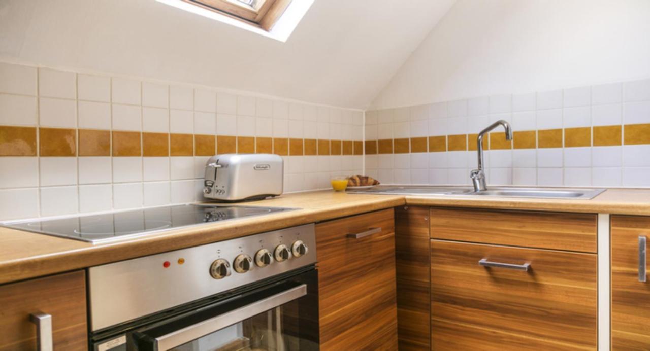 Spacious Duplex In Brussels Historical Center Exterior photo