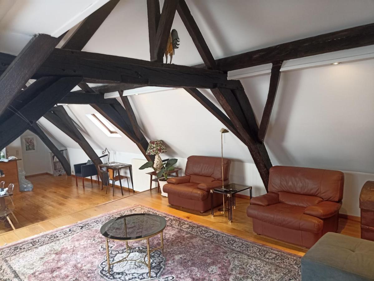 Spacious Duplex In Brussels Historical Center Exterior photo