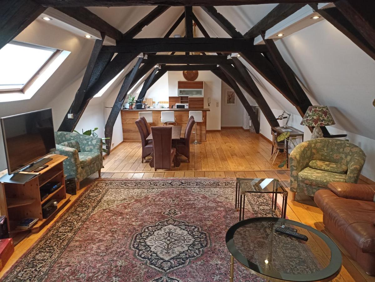Spacious Duplex In Brussels Historical Center Exterior photo